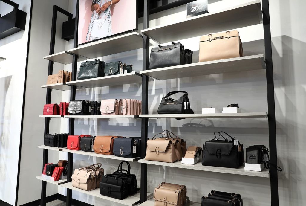 Harbour Town Adelaide • Guess Now Open