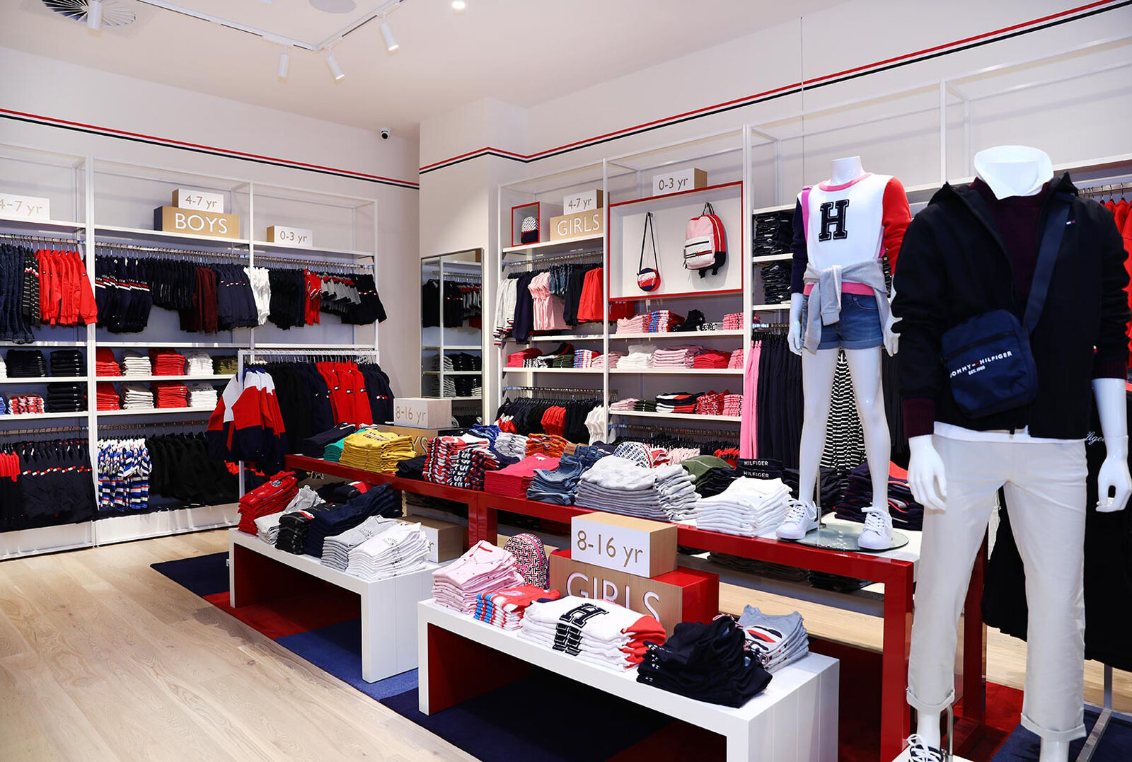 Harbour Town Adelaide • Tommy Hilfiger Outlet