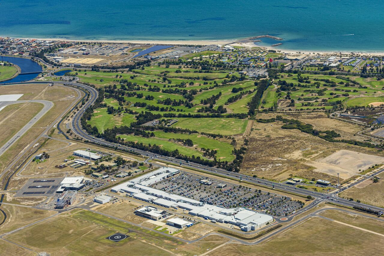 Harbour Town Adelaide • Visitors