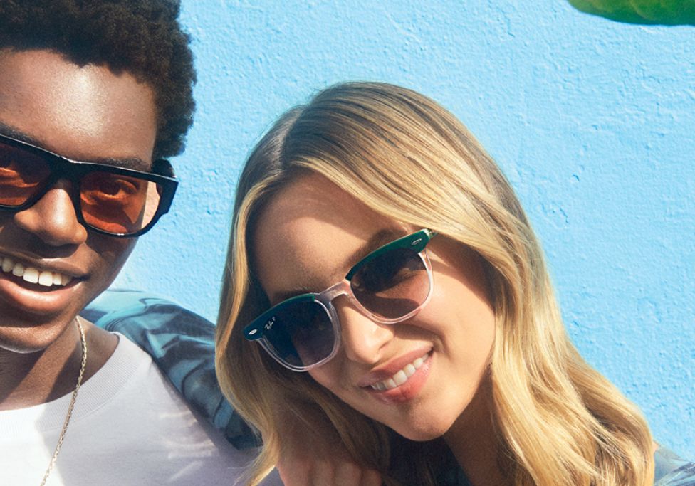 Harbour Town Adelaide • Sunglass Hut